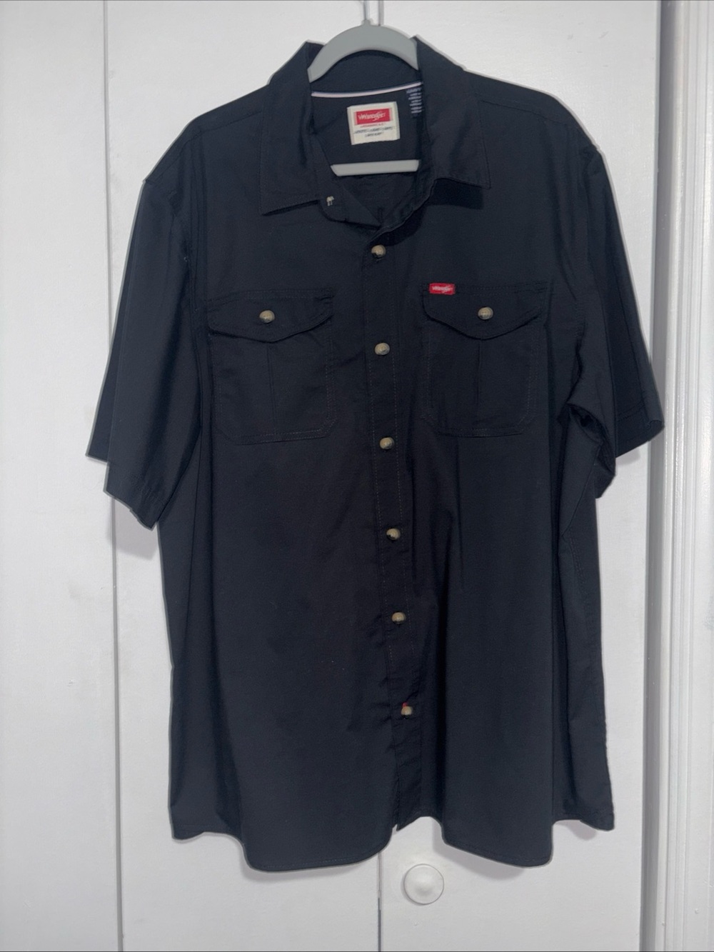 Wrangler Men’s Work Shirt Size Xl NWOT Black Short Sleeve New